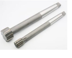 Gépi dörzsár kúpos szárú d  20.00 mm H7 VHM