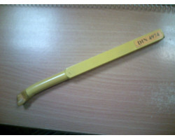 Esztergakés ISO 9R 12x12x180 M10